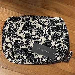 Vera Bradley Cord Organizer